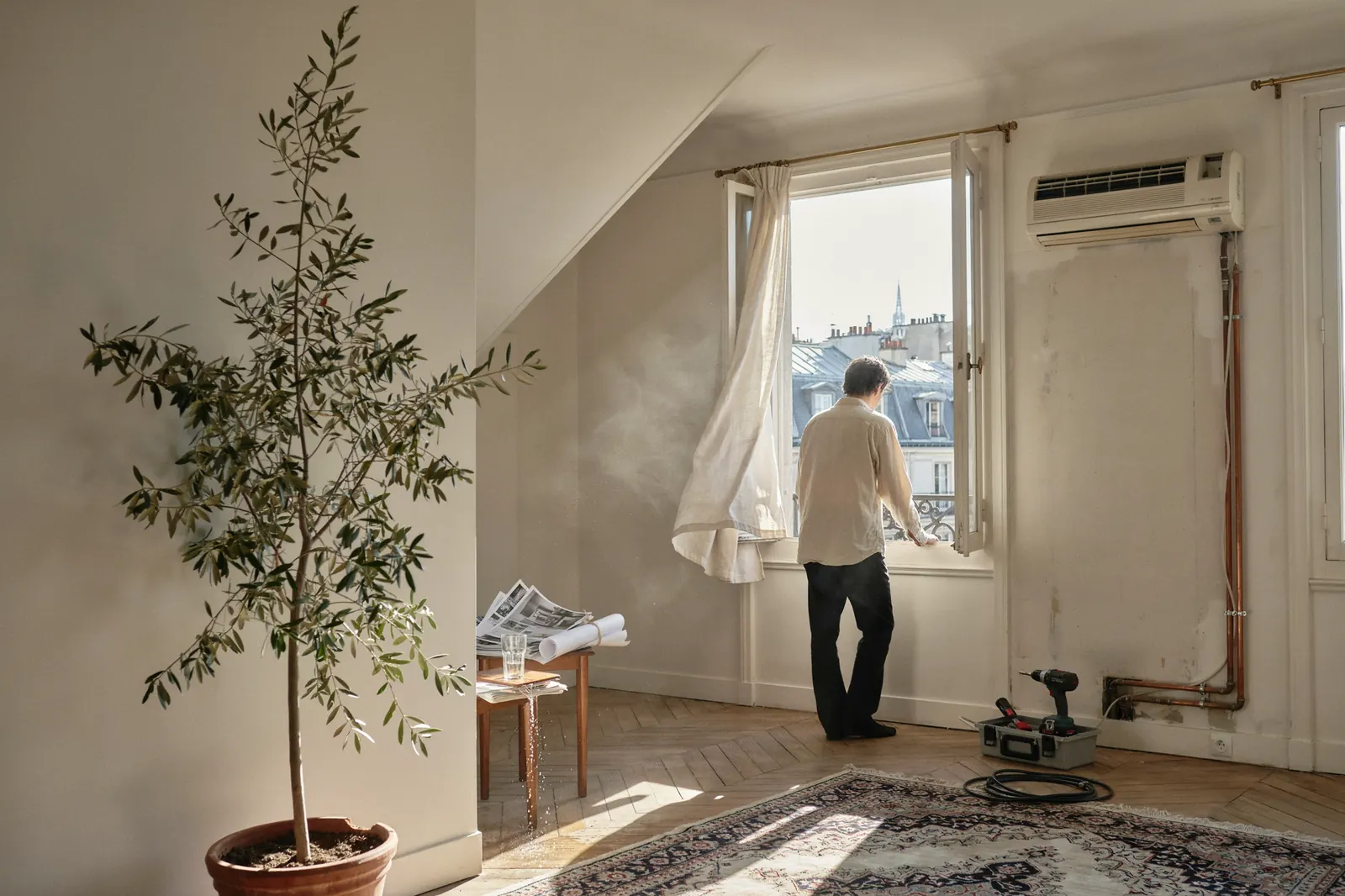 Illustration générée pour Après l'été 2026 record, des Français adaptent leur logement : ce que disent les faits sur le « cauchemar » caniculaire